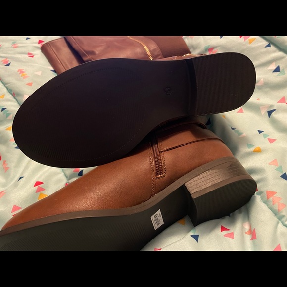 New size 9W torrid boot - Picture 3 of 3